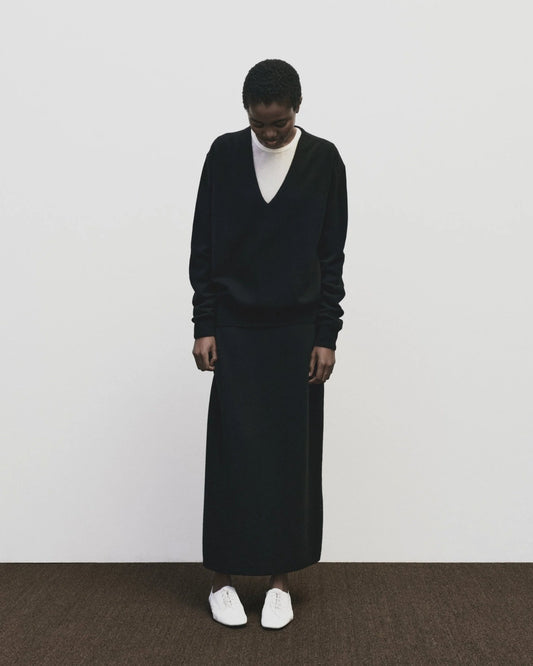 Cashmere Blend V-Neck Knit - Black