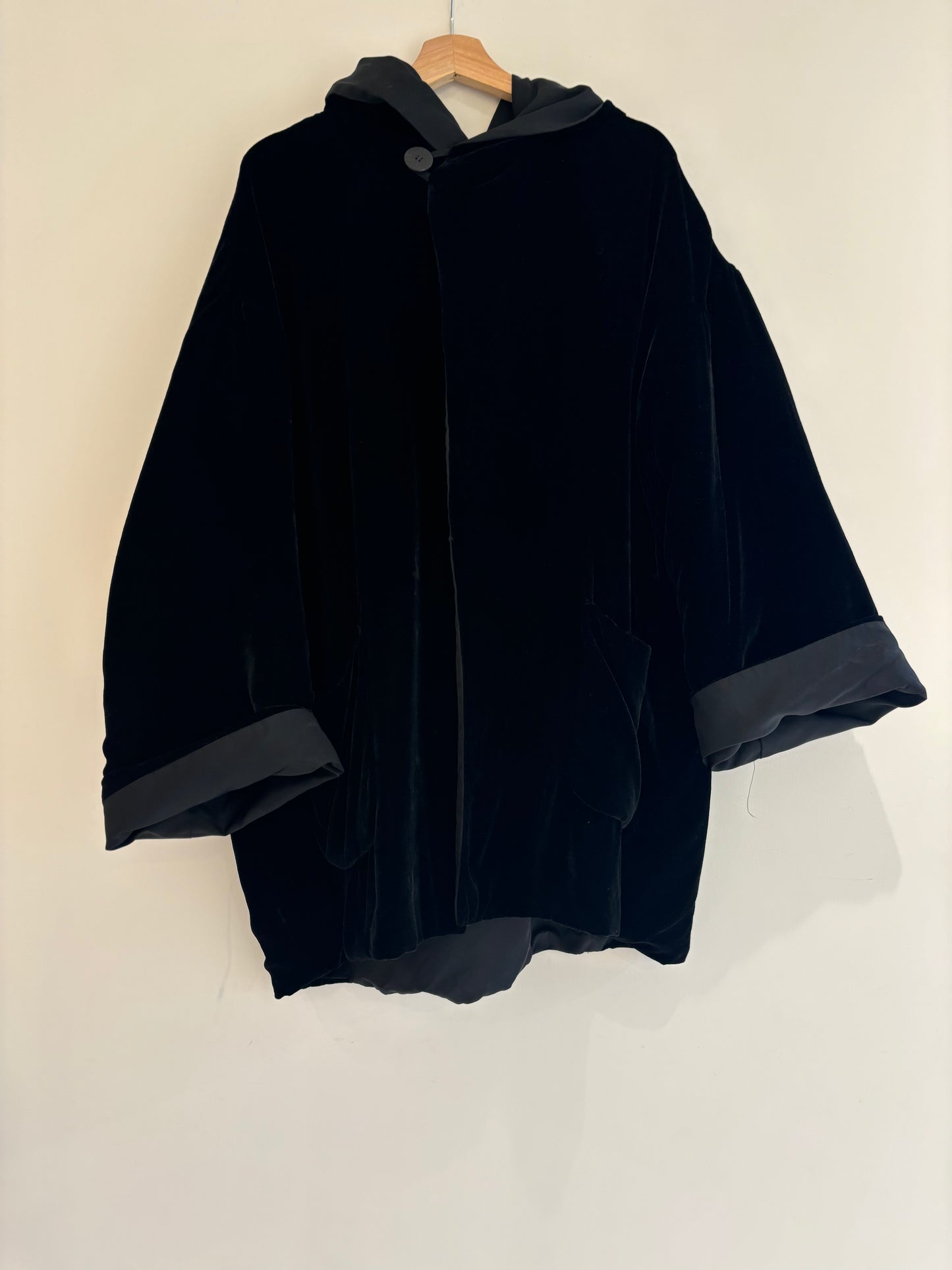 Vintage Harriet Selwyn x Bergdorf Goodman Reverisble Cape Jacket