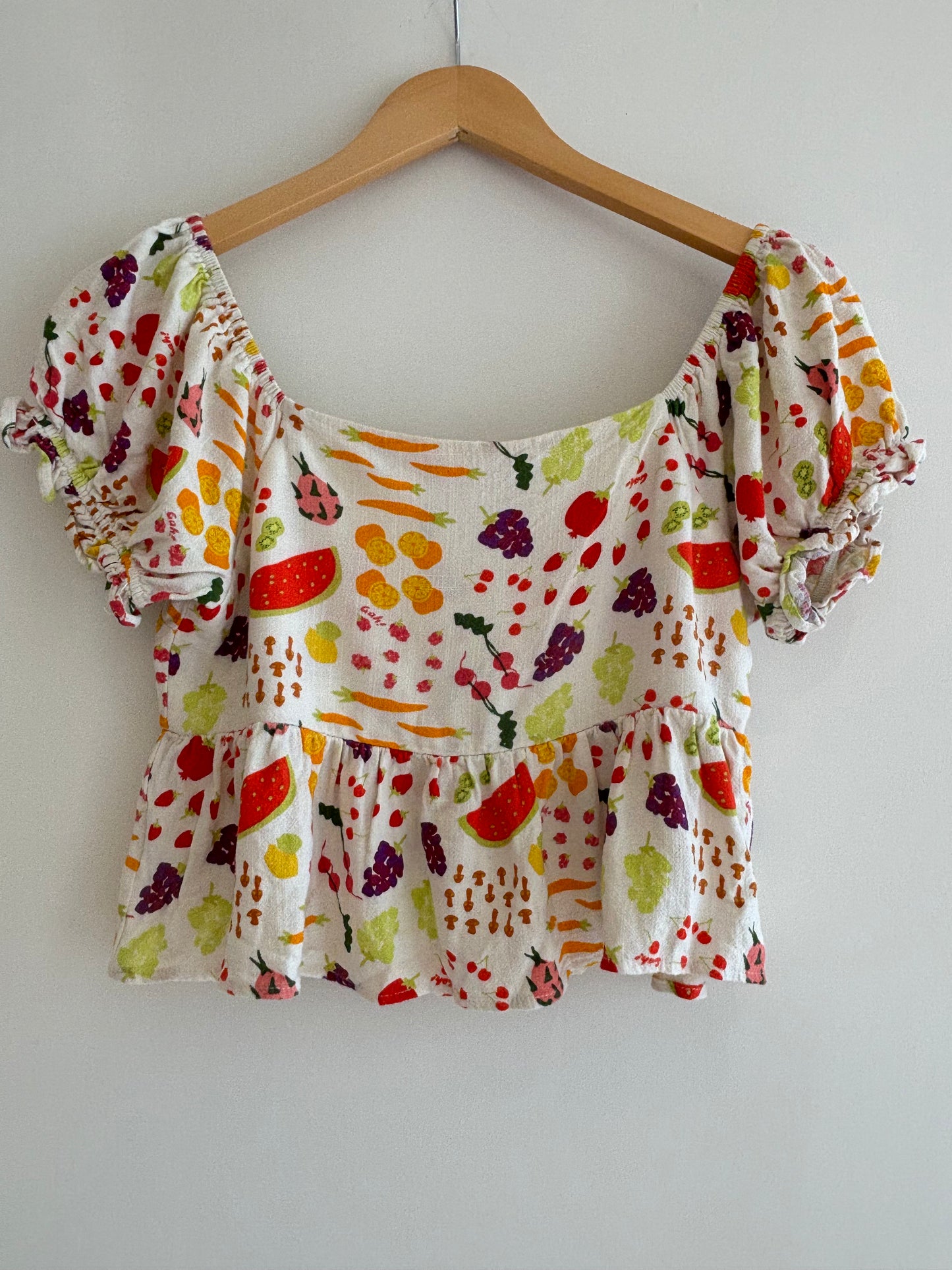 Lisa Says Gah - Fruit Crop Top