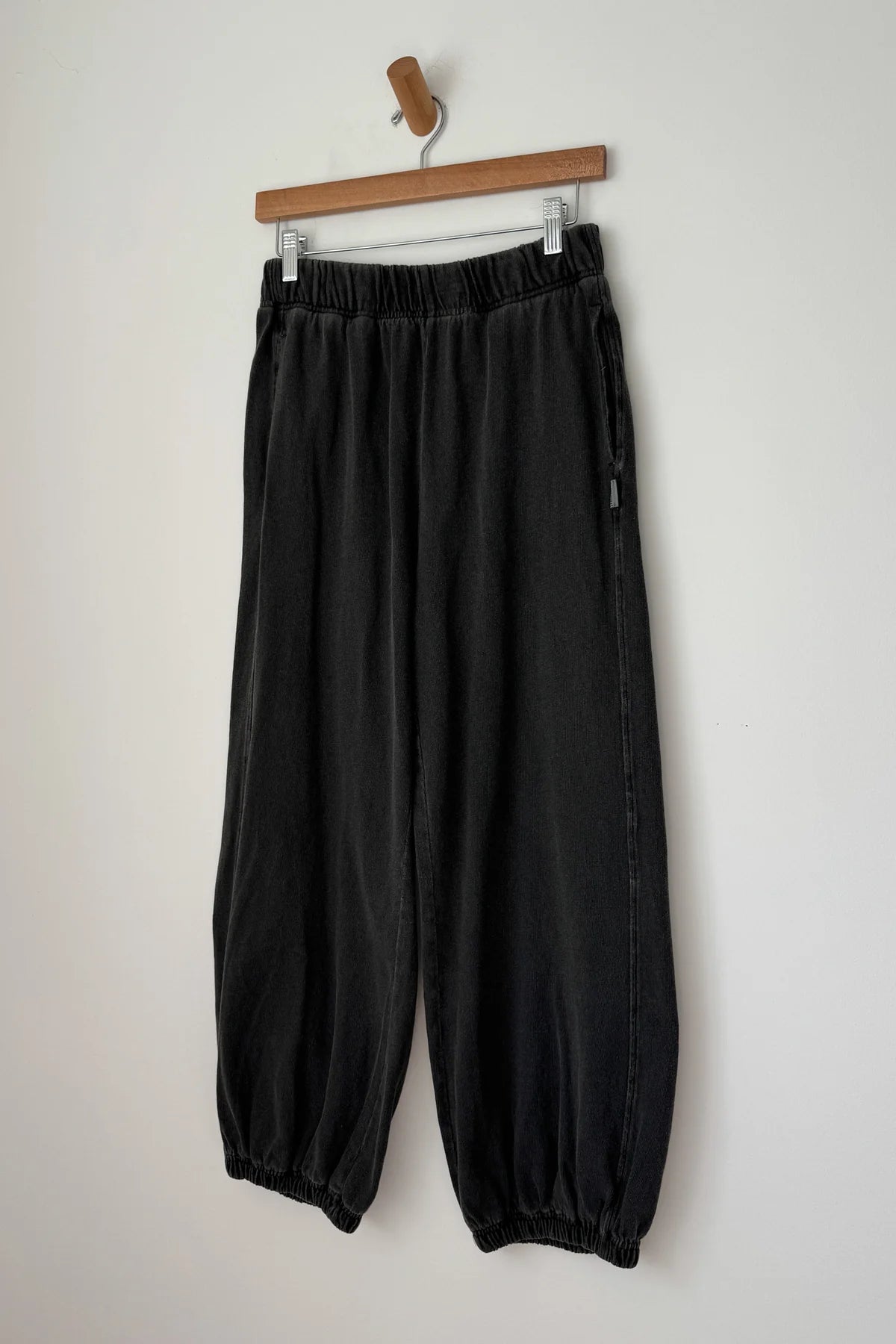 Balloon Pants - Almost Black