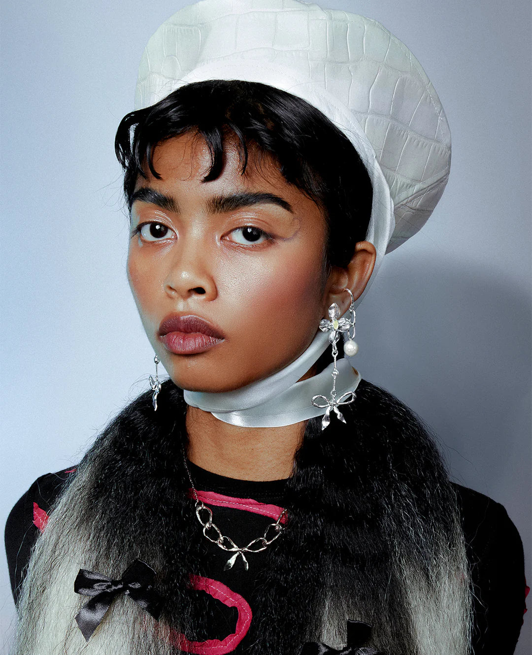 BOW REALIS // silver necklace