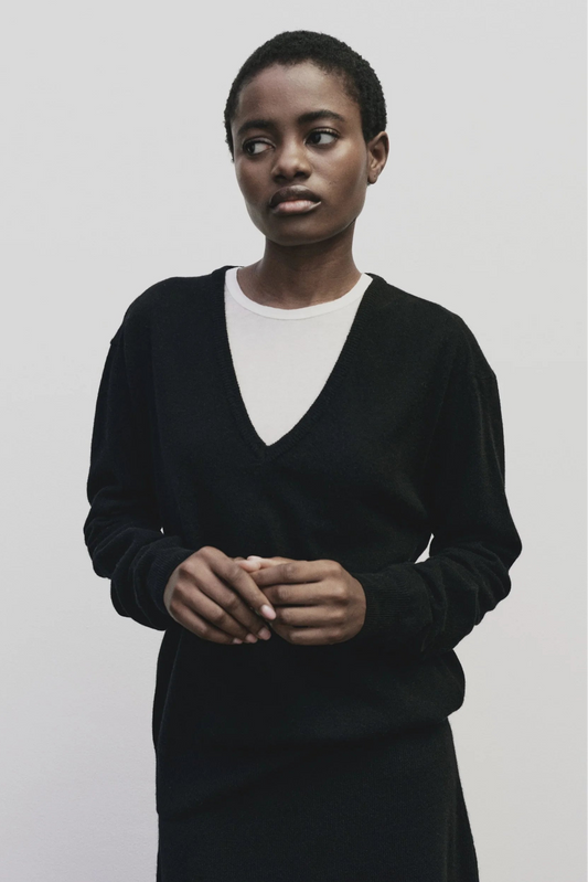 Cashmere Blend V-Neck Knit - Black