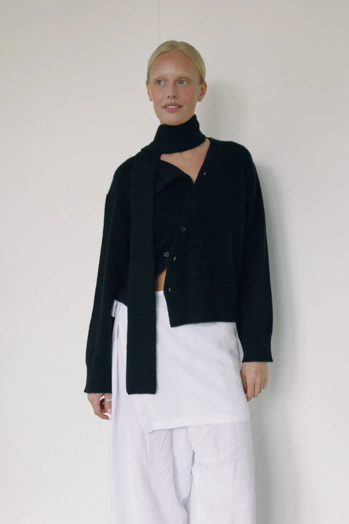 The Asymmetric Cashmere Knit - Black