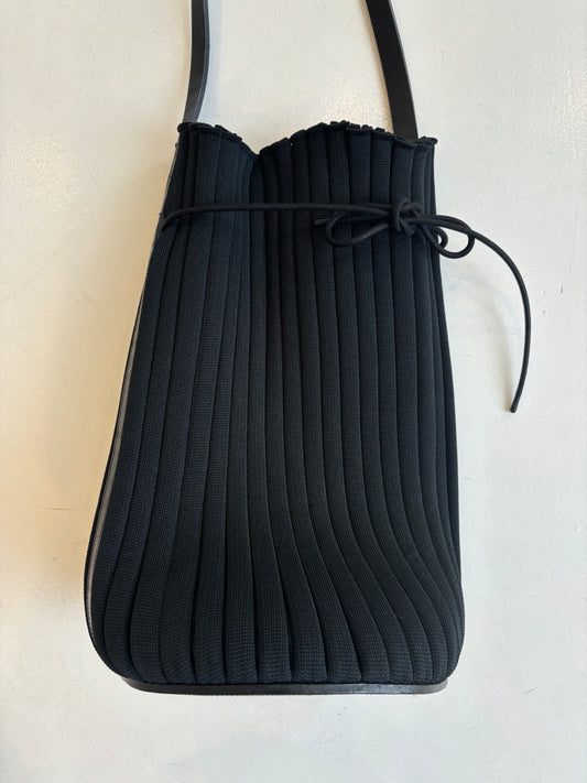 Hoi Bo Bucket Bag