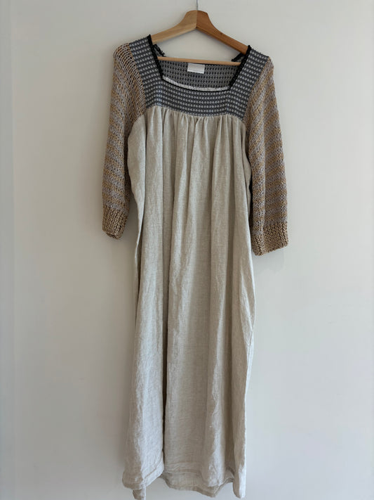 Ninaleuca Dress