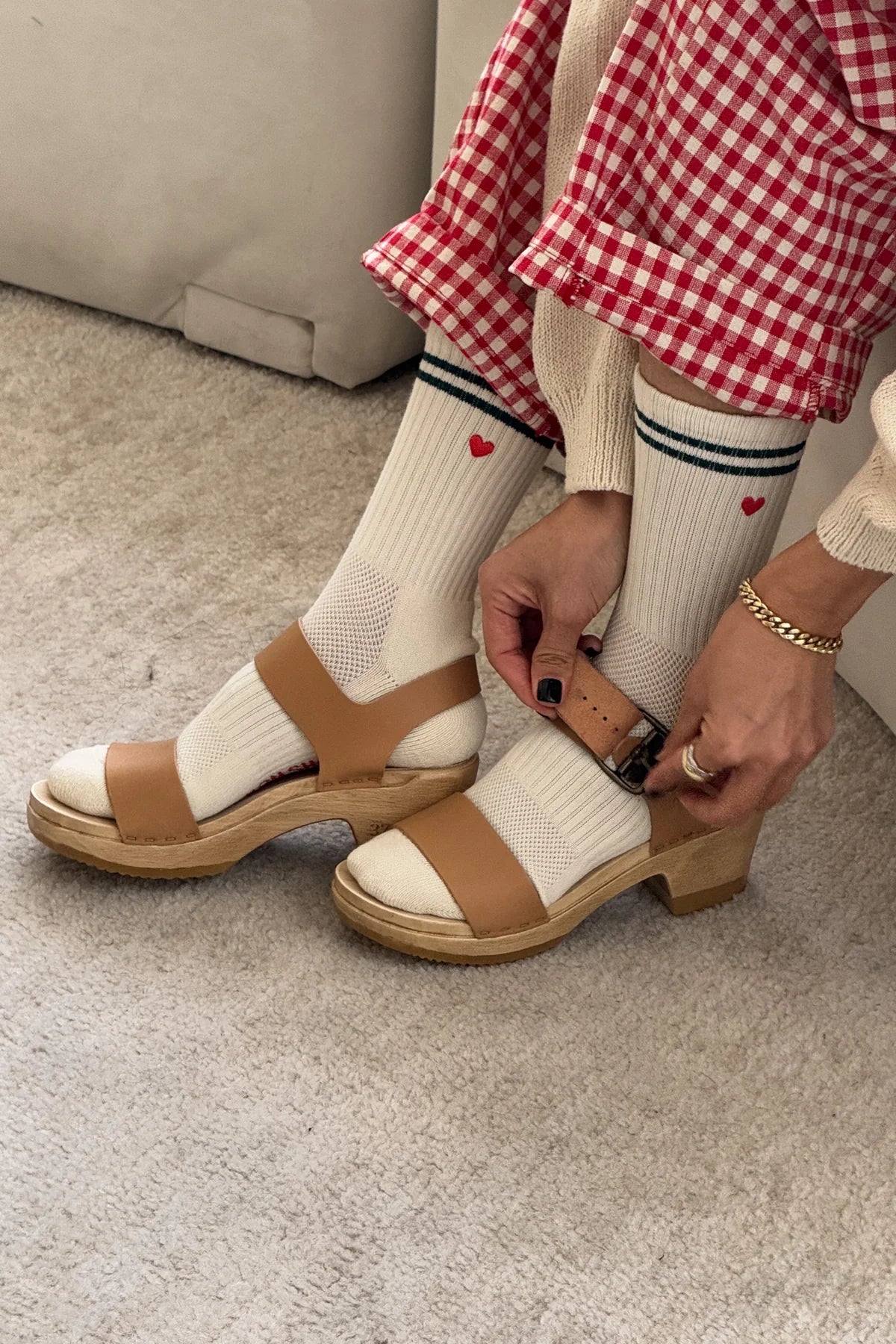 Embroidered Boyfriend Socks - Parchment + Heart