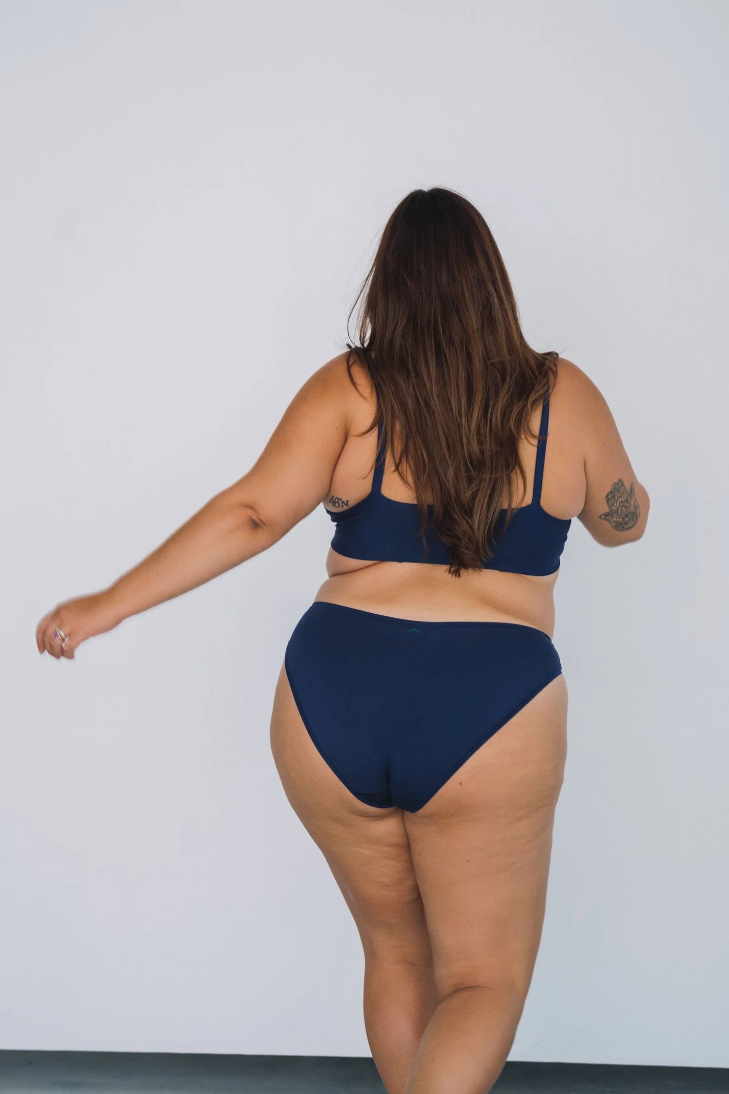 Tata Bralette - Navy