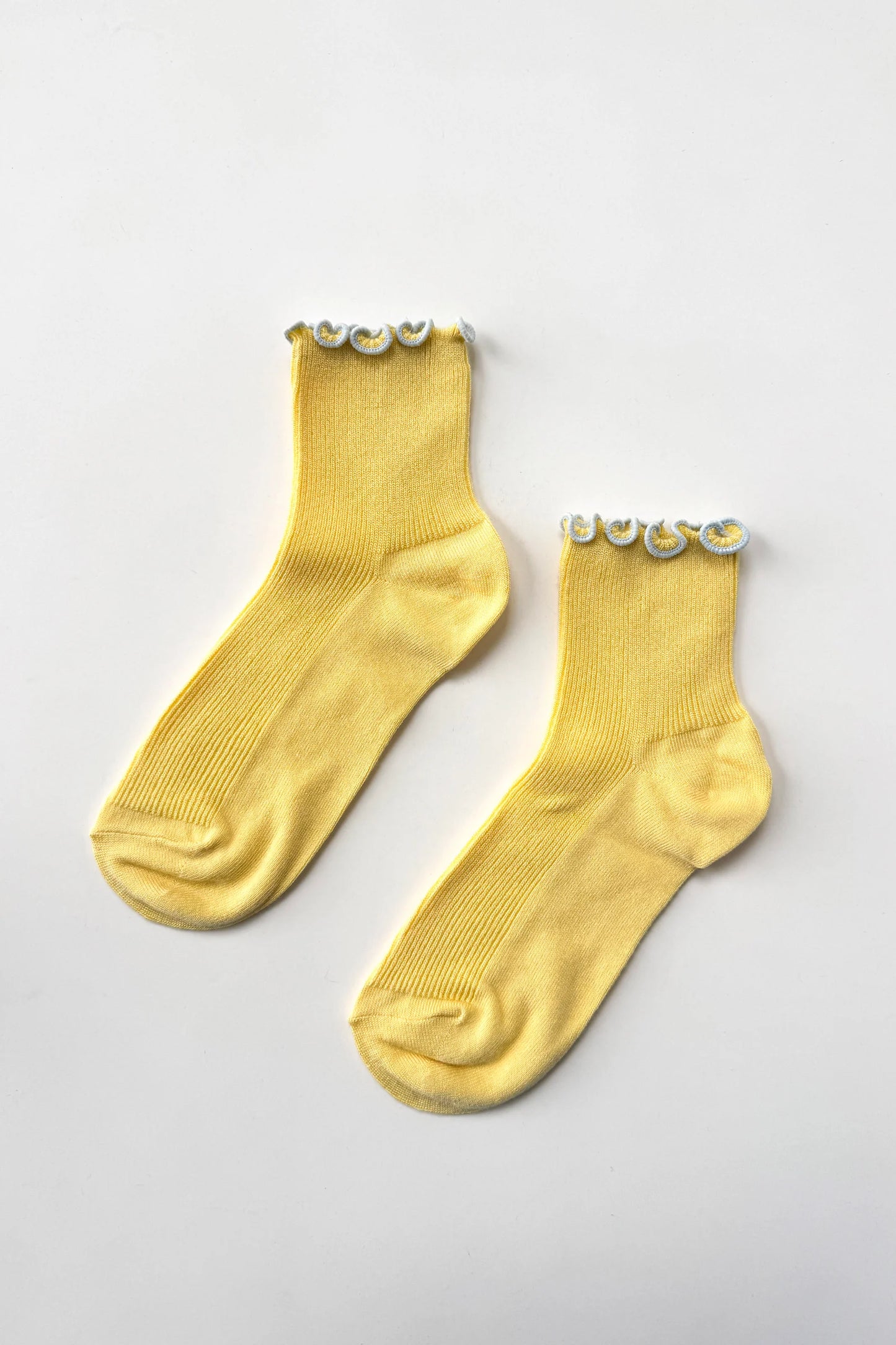 The Petite Ruffled Modal Socks - Butter/ Baby Blue