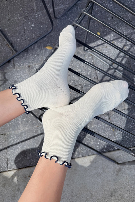 The Petite Ruffled Modal Socks - Soft White/ Navy