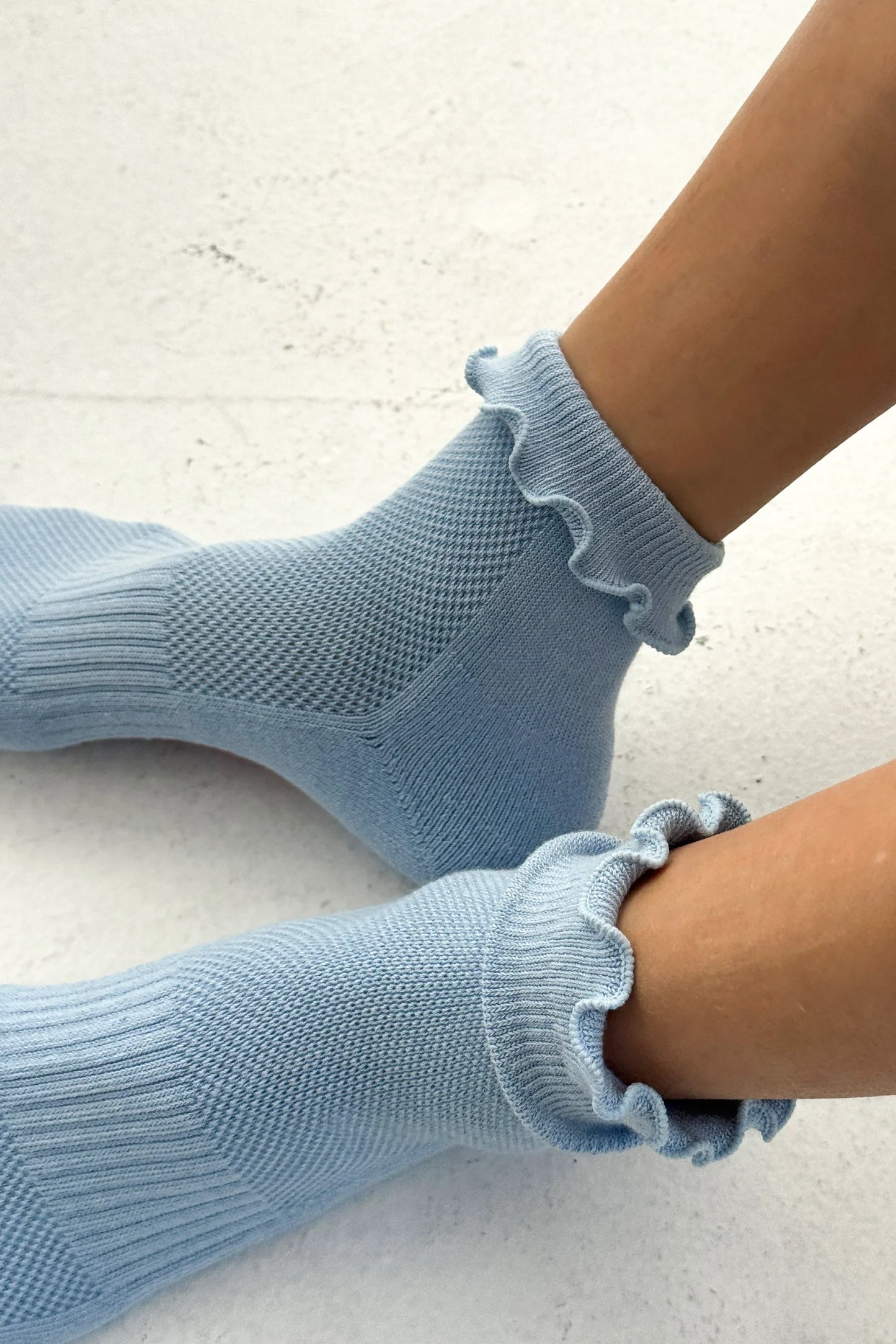 Ruffled Hugger Crew Socks - Periwinkle + Red