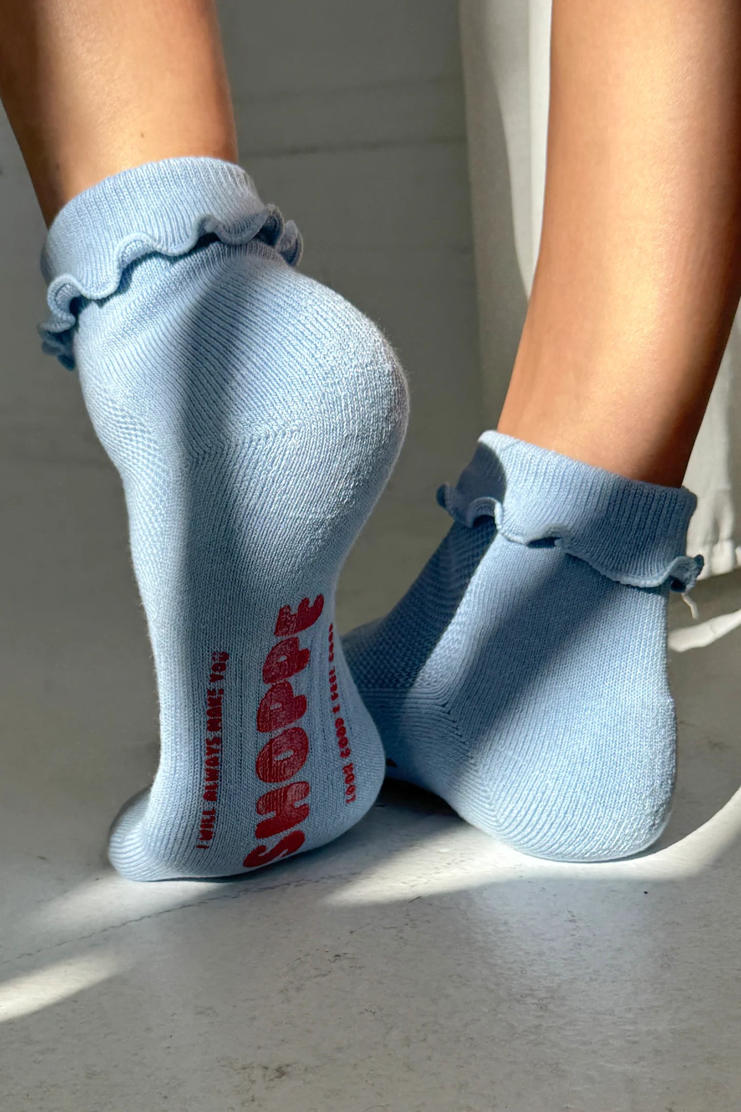 Ruffled Hugger Crew Socks - Periwinkle + Red