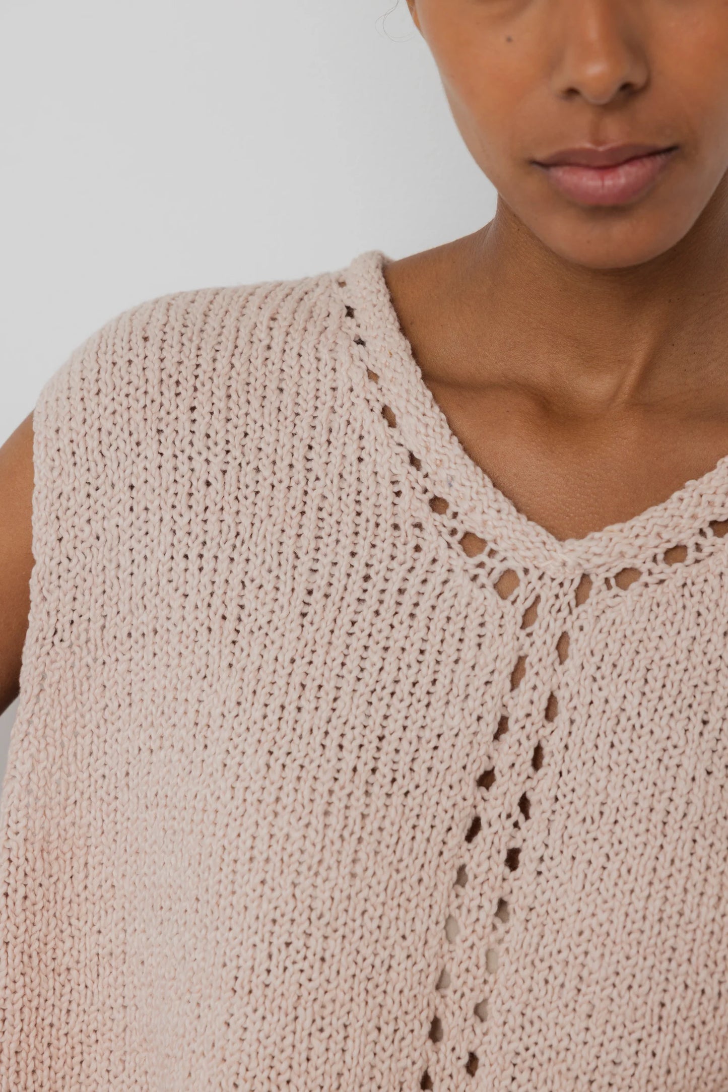 Pointelle Vest - Peony